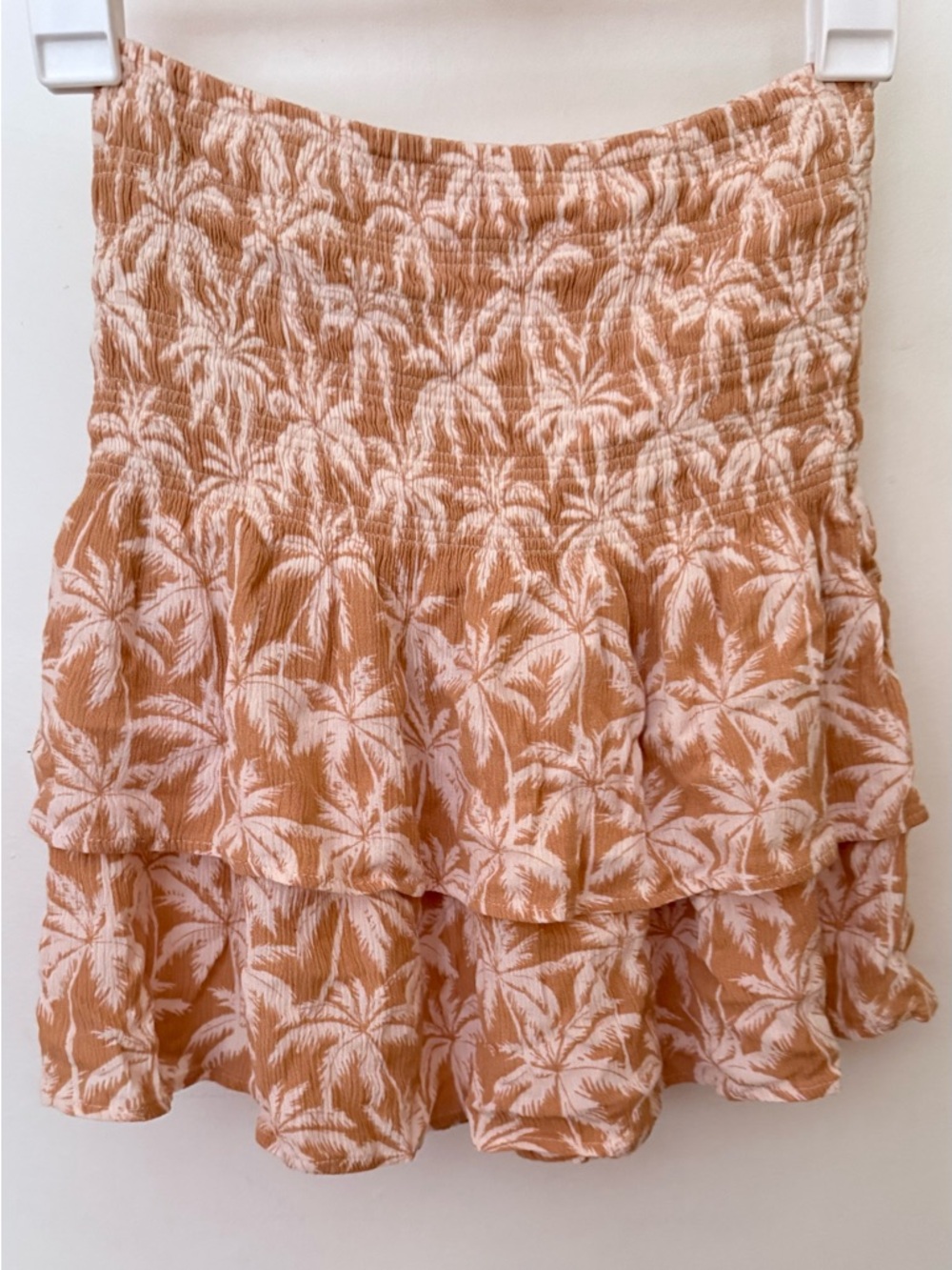 Rip Curl Smocked Tiered Palm-Print Mini Skirt - Peach